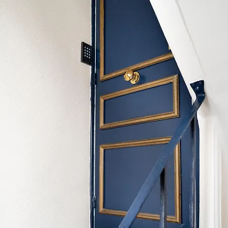 Le 64 Rue Chapon Parigi
